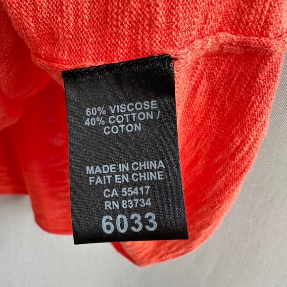 Carre Noir Coral Heart Graphic Tee | Lightweight Semi-Sheer Relaxed Fit Top - Picture 6 of 9